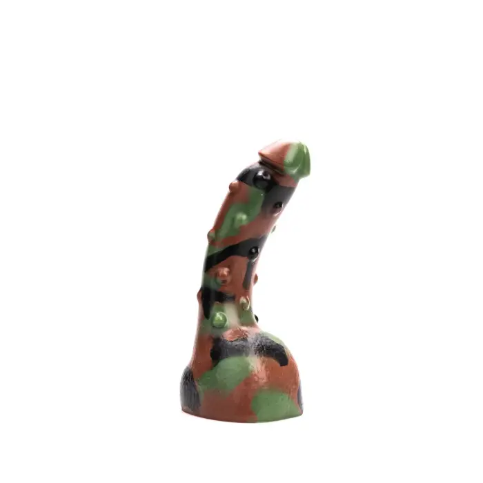 Kiotos Revolt Green Army 18 Medium – silikoninis dildo – 19 cm