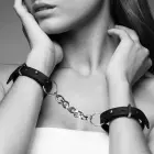 Bijoux Indiscrets Maze регулируемые веганские узкие наручники – чёрные — Фото 2