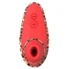 Womanizer Liberty 2 – kompakts gaisa pulsa stimulators, 8 intensitātes – leoparda raksts — Foto 4