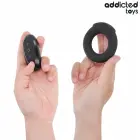 Addicted Toys Heating Effect Vibrating Silicone Ring with Remote, Black — Photo 3