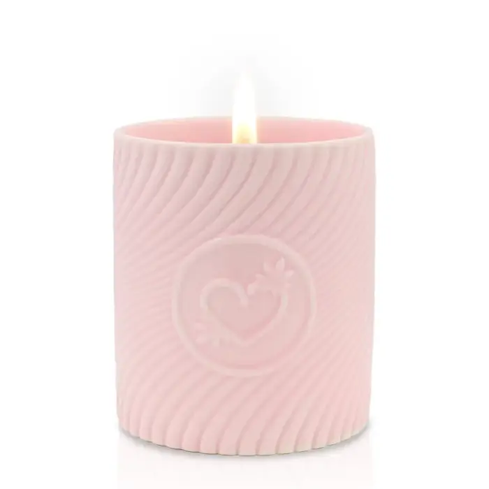 HighOnLove Pink Massage Candle Strawberries & Champagne – 120 ml