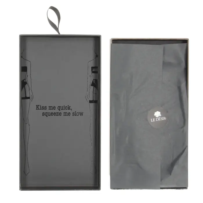 Ananke XII - Trijų dalių komplektas su chokeri, bandeau viršumi ir kelnaitėmis su kojinių laikikliais - Vienas dydis Photo