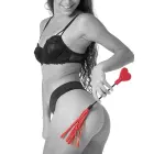 Sportsheets S&M Amor Heart стек – красная искусственная кожа, компактная модель — Фото 4