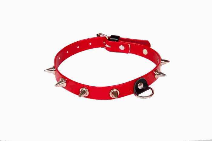 WHIPS Vegan Spiked Collar – Red
