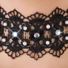 Izšūta kaklarota ar dekoratīviem akmentiņiem – melna Foto 6