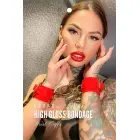 Kinky Diva High Gloss Vegan Leather Wrist Cuffs – Red – 21 cm — Photo 1