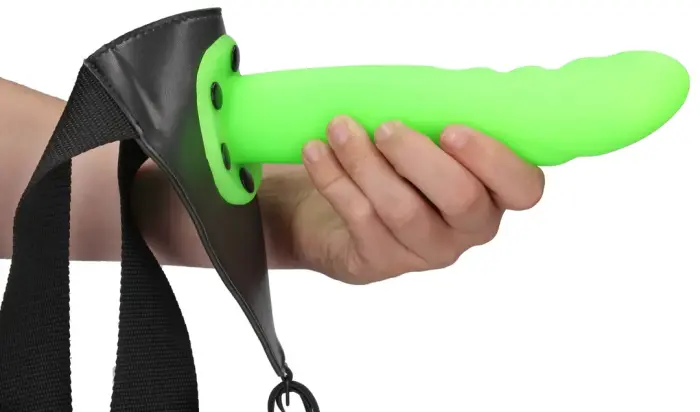 Spīd tumsā teksturēts izliekts dobs strap-on – neona zaļš Foto 9