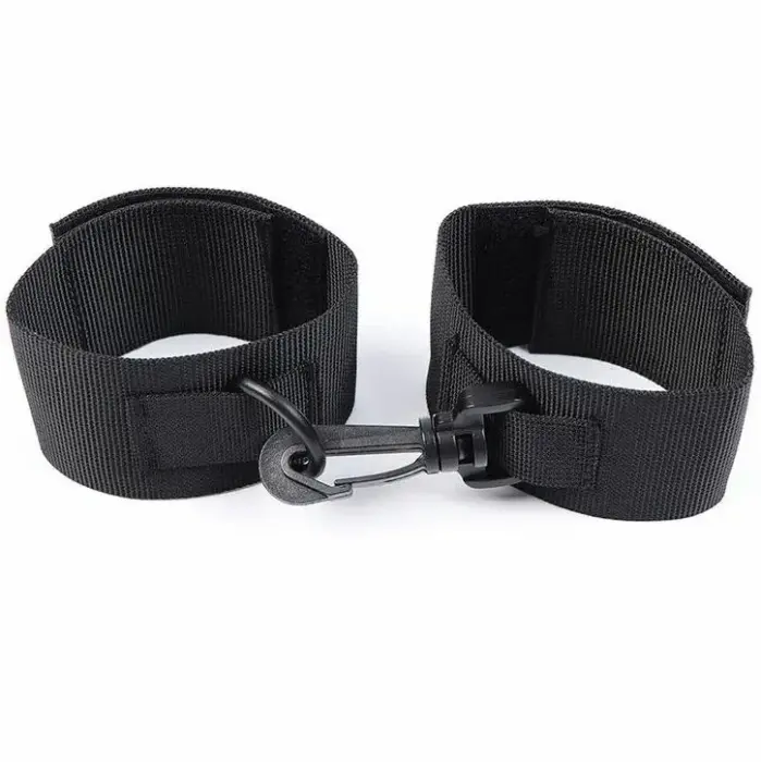 OHMAMA Nylon Wrist Restraints Adjustable – Black