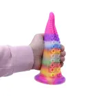 Kiotos Monstar Beast tumsā spīdošs dildo – 20.5 cm (8″) – Daudzkrāsains — Foto 4