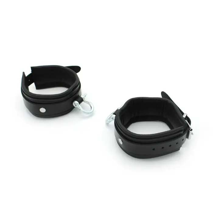 Leather Ankle cuffs with Metal Shackle Photo
