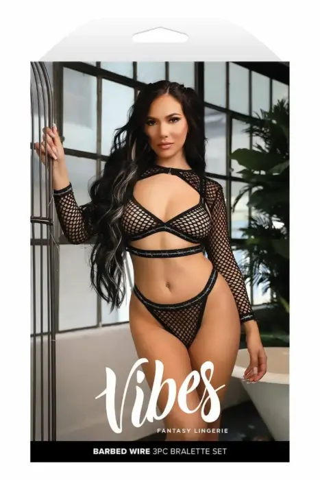 Fantasy Lingerie Barbed Wire – 3 dalių tinklelio komplektas: braletė, ilgomis rankovėmis bolero ir kelnaitės su metaliniu spygliuotos vielos elastiku – juodas – dydis L/XL