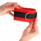 KINK Beginner фиксаторы для запястий с искусственным мехом – чёрно-красные 30x7 см — Фото 3