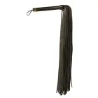 Guilty Pleasure Sable Strike Flogger – vegannahast flogger kuldaktsendiga — Foto 3