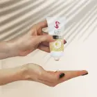 Kiki Travel vegānisks ūdensbāzes lubrikants – pinakolāda – 50 ml — Foto 7
