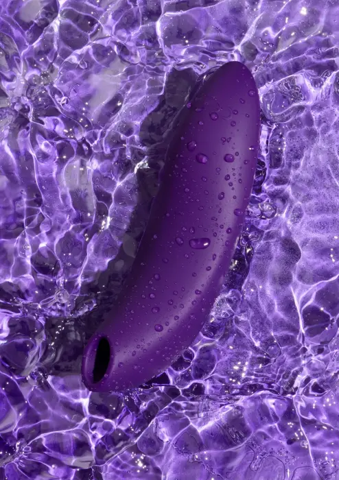 We-Vibe Melt 2 Air Pulse Stimulator – Purple Photo