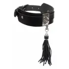 KINKY DIVA Teasing Tassel – adjustable vegan leather collar with removable tassel – black/silver — Photo 2