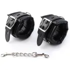 Fetish Fever - Cuffs with chain - Black Photo