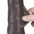 LoveToy Sliding Skin Dual Layer Dong – reālistisks divslāņu dildo – TPE – melns – 21,6 cm — Foto 9