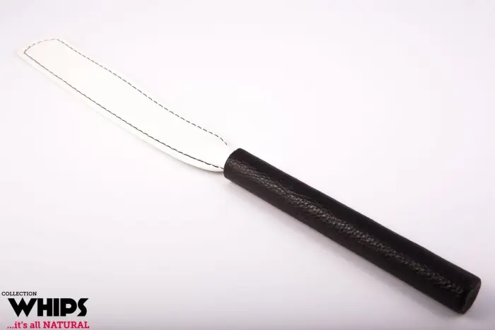 WHIPS mīkstas ādas plakšķene – balta