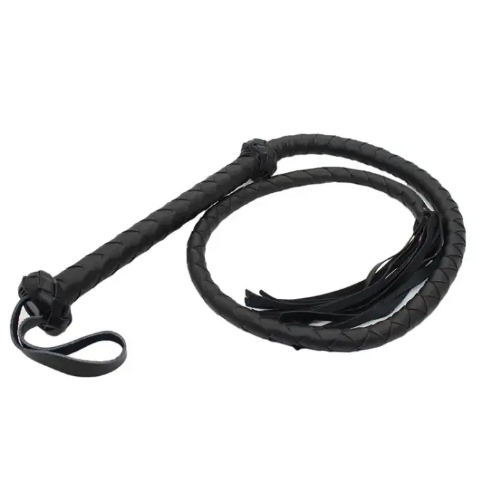 OPR-3010023 mākslīgās ādas pātaga – 150 cm – melna