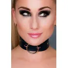 KINKY DIVA kunstnahast O-rõngaga kaelarihm – must/kuldne — Foto 3