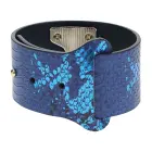 Ouch! Florence Collection Bonded Leather Handcuffs – Blue — Photo 4