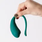 Tamago Rechargeable Vibrating Egg with Remote Control – 9 cm – Green — Photo 8