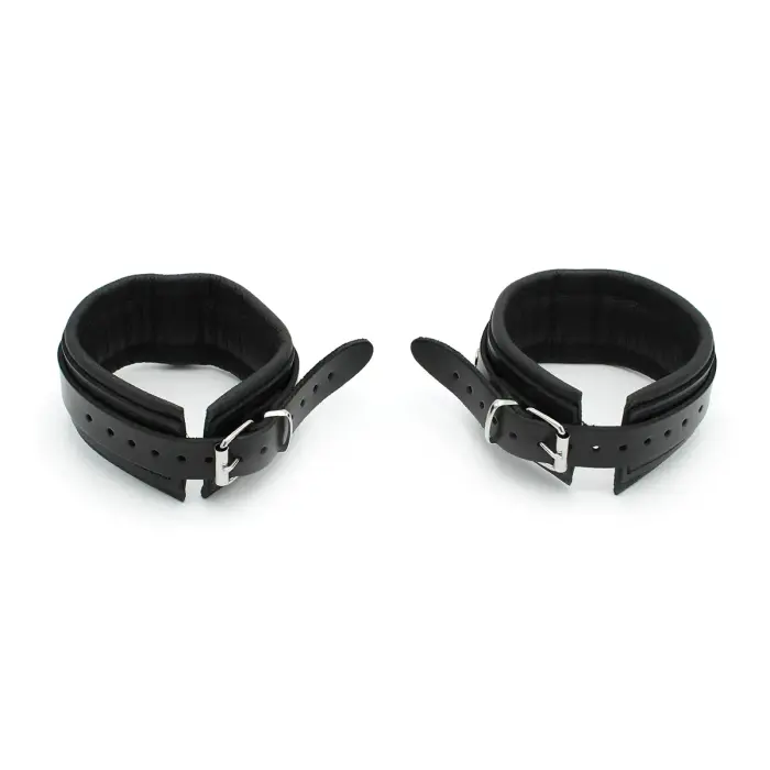 Leather Ankle cuffs with Metal Shackle Photo