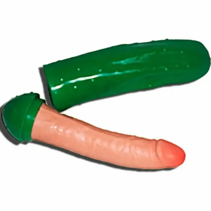 Diablo Picante Surprise Party Prop – cucumber – green – 19 cm