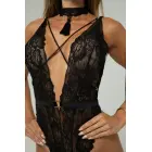 Christine Aliah – ekskluzīvs ziedu mežģīņu body ar atvērtu starpi un noņemamiem aksesuāriem – melns – S/M — Foto 2