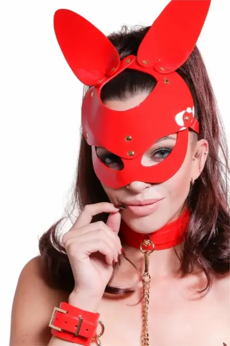 Kinky Diva High Gloss Vegan Leather Bunny Mask – Red – 65 cm