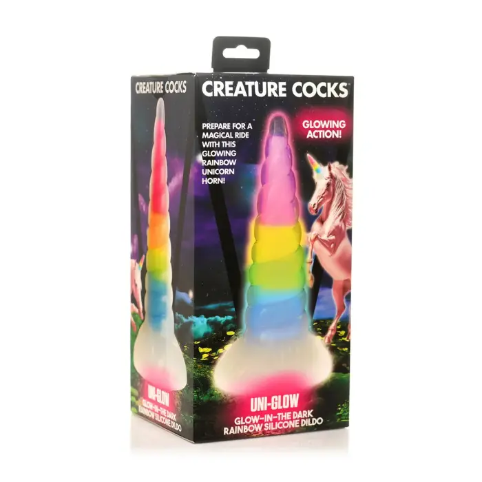 UniGlow - tamsoje šviečiantis vaivorykštės spalvų dildo – 20 cm (7.7″)