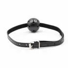 OHMAMA Fetish regulējams bumbiņas knevelis ar atverēm 4.5 cm melns — Foto 2