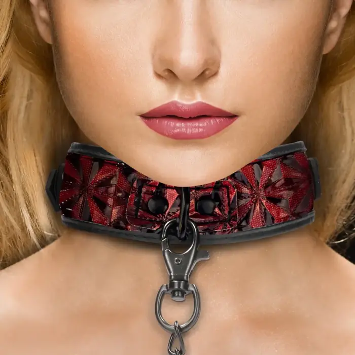Sinner Gear Bondage Collar with Leash – Black – 52.5 cm