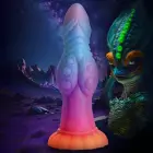 Galactic Creature tamsoje šviečiantis dildo – 23+ cm (10.5″) – spalvotas — Nuotrauka 6