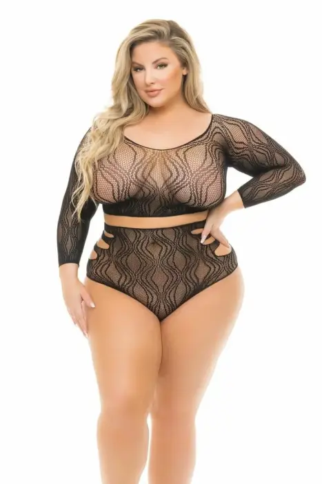 Back Me Up – 2-piece mesh crop top and shorts set with cut-out details – black – plus size