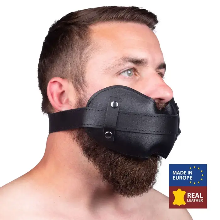 Red Leather Restraint Gag – Black – 56–73 cm