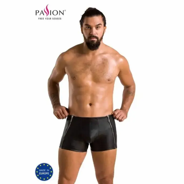 Passion 049 David – men's matte faux leather shorts – black – S/M
