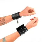 KINK Punk Wrist Restraints with Decorative Studs 25x6 cm – Black — Photo 1