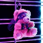 Crushious Crushito – harness bear keyring with mask and chains — Photo 7