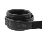 Fetish Submissive наручники из искусственной кожи с ручкой – чёрные — Фото 4