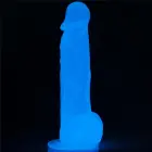 Lumino Play tumsā spīdošs dildo – 21.5 cm (8.5″) – Caurspīdīgs — Foto 2