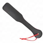 KINK Dvipusis raudonas ir juodas plaktukas 32x6cm — Nuotrauka 1