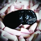 Bijoux Indiscrets Blind Passion атласная повязка на глаза – элегантный чёрный аксессуар — Фото 2