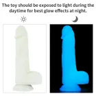 Lumino Play tumsā spīdošs dildo – 20.3 cm (8″) – Ziloņkaula krāsa — Foto 3