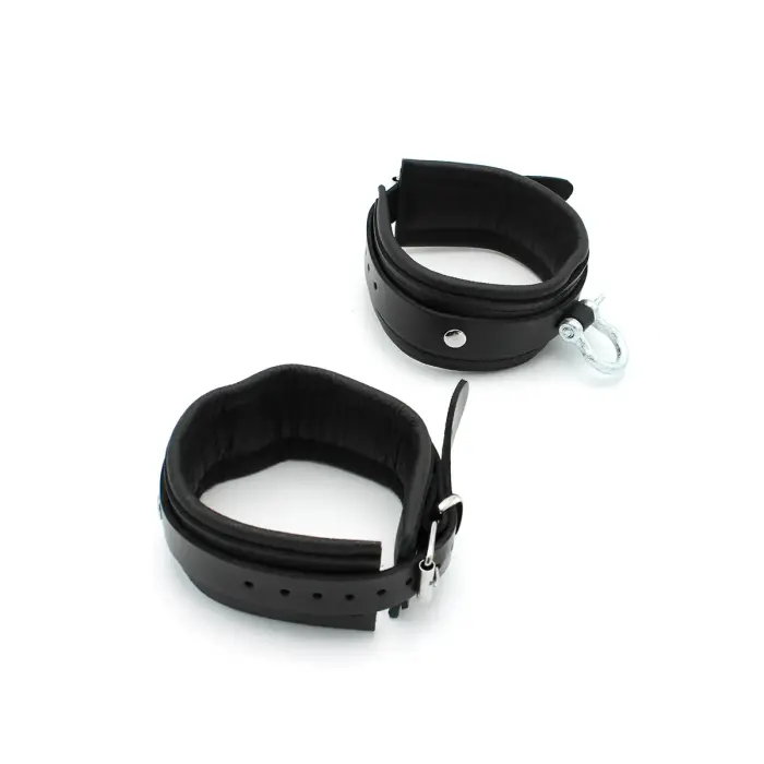 Leather Ankle cuffs with Metal Shackle Photo