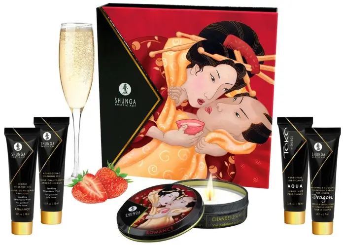 Geisha's Secret Kit Strawberry Sparkling Wine Photo