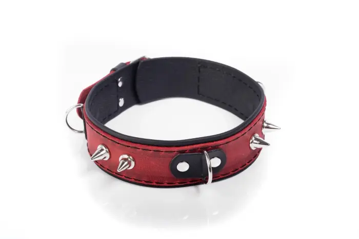 Crazy Horse Leather Collar – Red